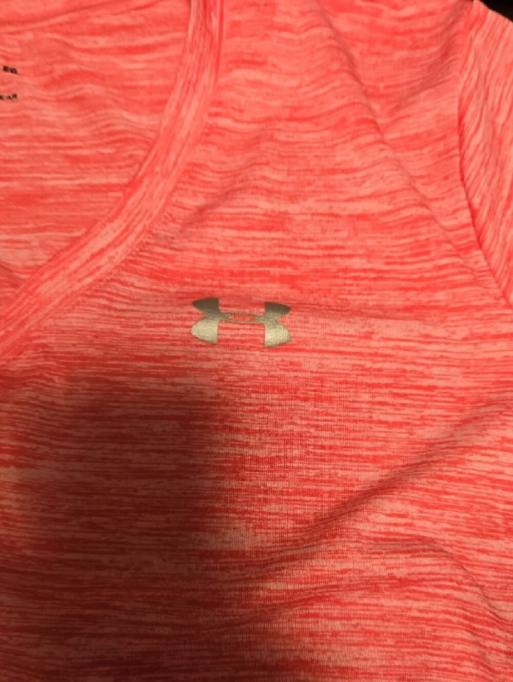 Under Armour Women's Coral Heather V-Neck Performance Tee - Picture 3 of 3
